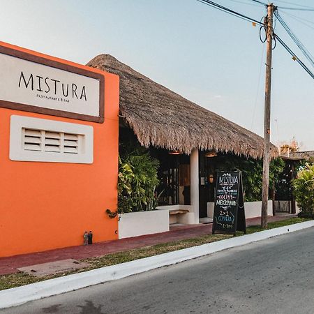 Blue Palm Bacalar Hotel Bagian luar foto