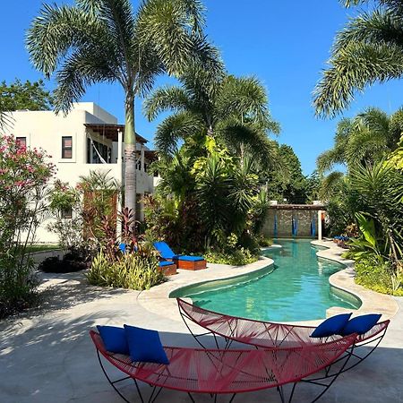 Blue Palm Bacalar Hotel Bagian luar foto