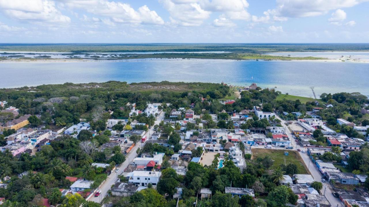 Blue Palm Bacalar Hotel Bagian luar foto