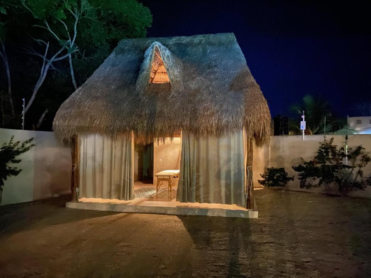 Blue Palm Bacalar Hotel Bagian luar foto