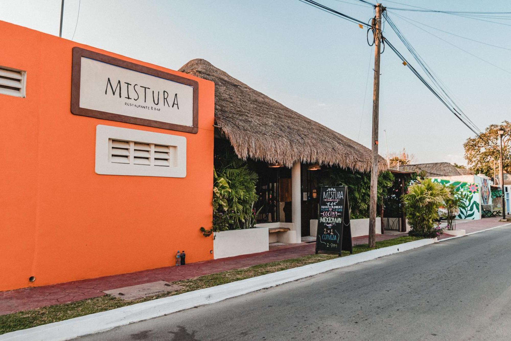 Blue Palm Bacalar Hotel Bagian luar foto